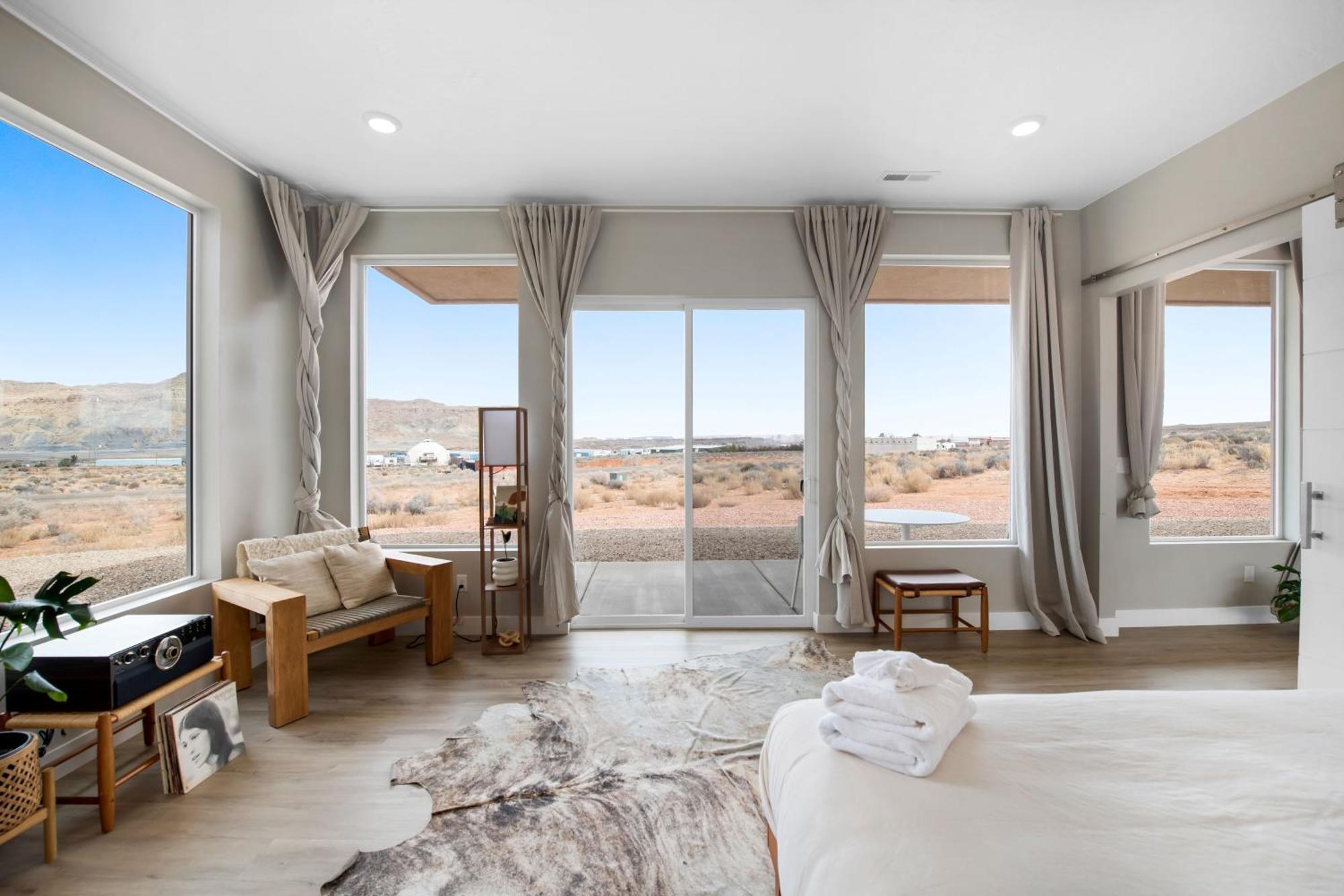 Canyon Oasis With Grand Mesa View